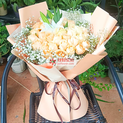 秦皇岛33朵香槟玫瑰百合，心里永远是你